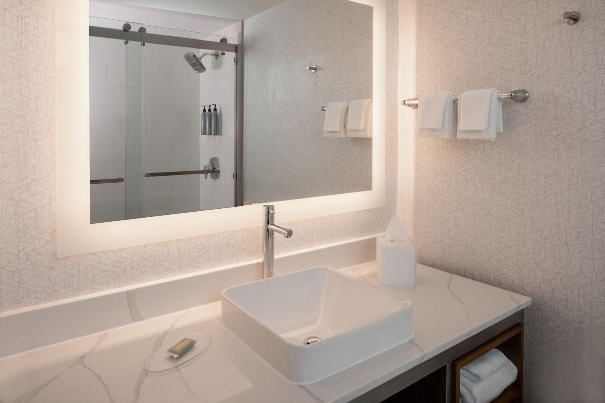 Courtyard Miami Coral Gables Hotel Luaran gambar