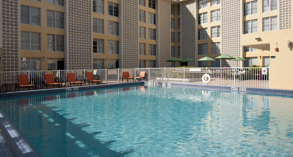 Courtyard Miami Coral Gables Hotel Luaran gambar